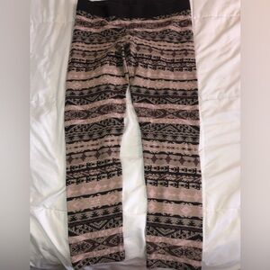 FREE PEOPLE Patterned Leggings in Black and Beige